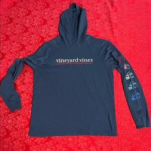 Vineyard Vines Hoodie Men’s Small Navy Blue Whale Logo Sleeve Graphic Unisex